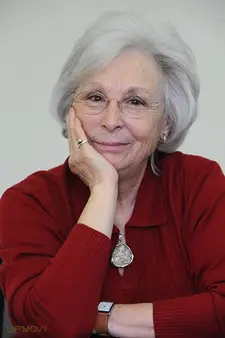 Josefina Molina