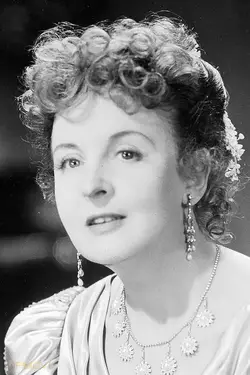 Doris Lloyd