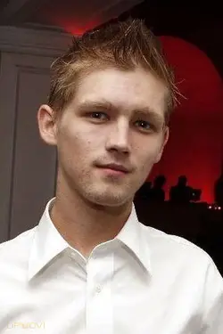 Evan Ellingson