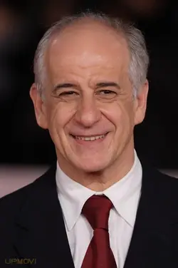 Toni Servillo
