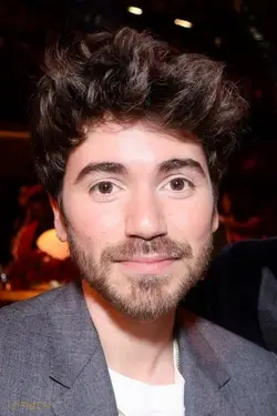 Noah Galvin