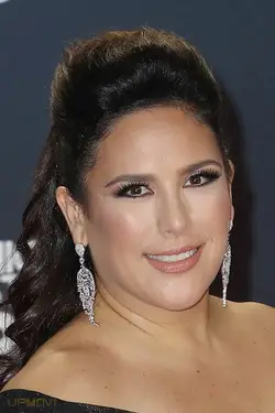 Angélica Vale