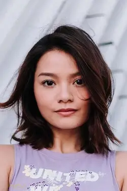 Xenia Tan