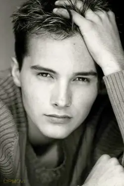 Derek Lee Nixon