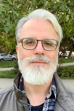 Dean Kapsalis
