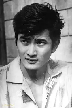 Akira Kobayashi