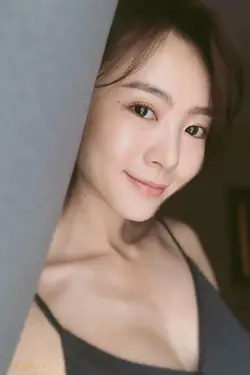 Yoko Yang