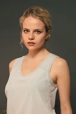 Lili Epply