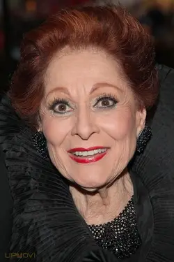 Carol Lawrence