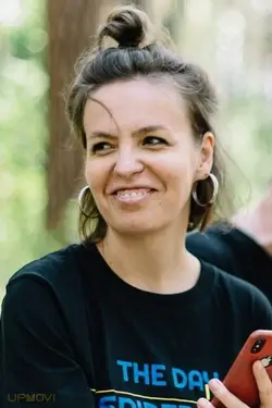 Eva Strelnikova