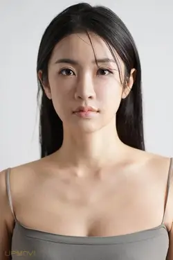 Joan Lee Wing-Yee