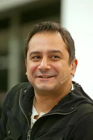 امراه سربز