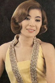 مینا آئوه