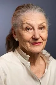 مگی دنس