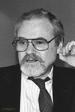 Alan J. Pakula