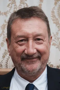 Steven Knight