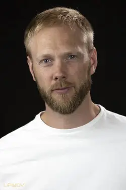Tomas Engström