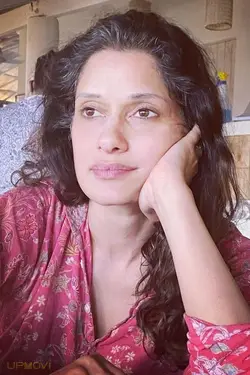 Vidushi Mehra