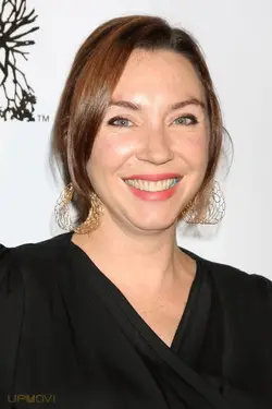 Stephanie Courtney