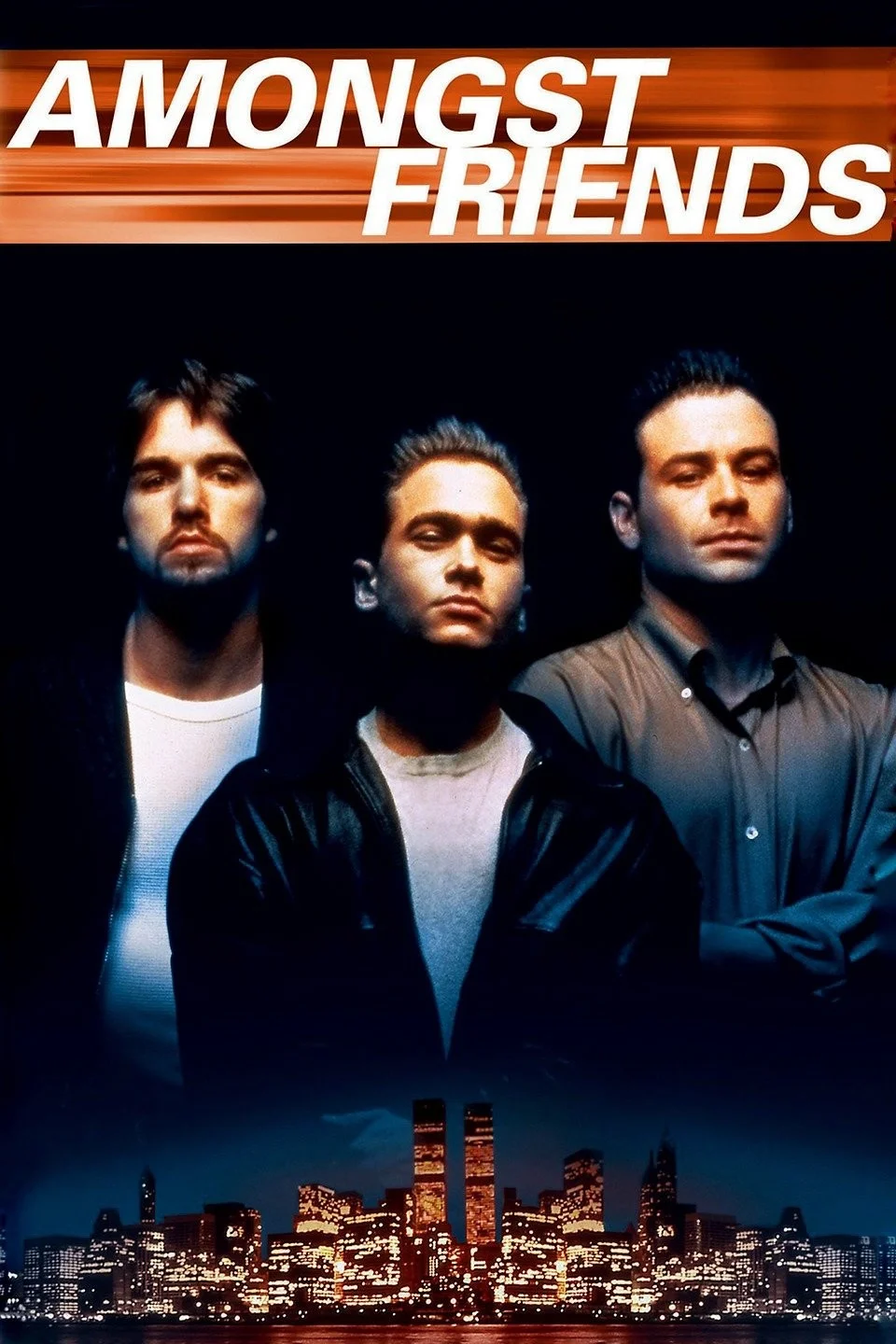 در میان دوستان