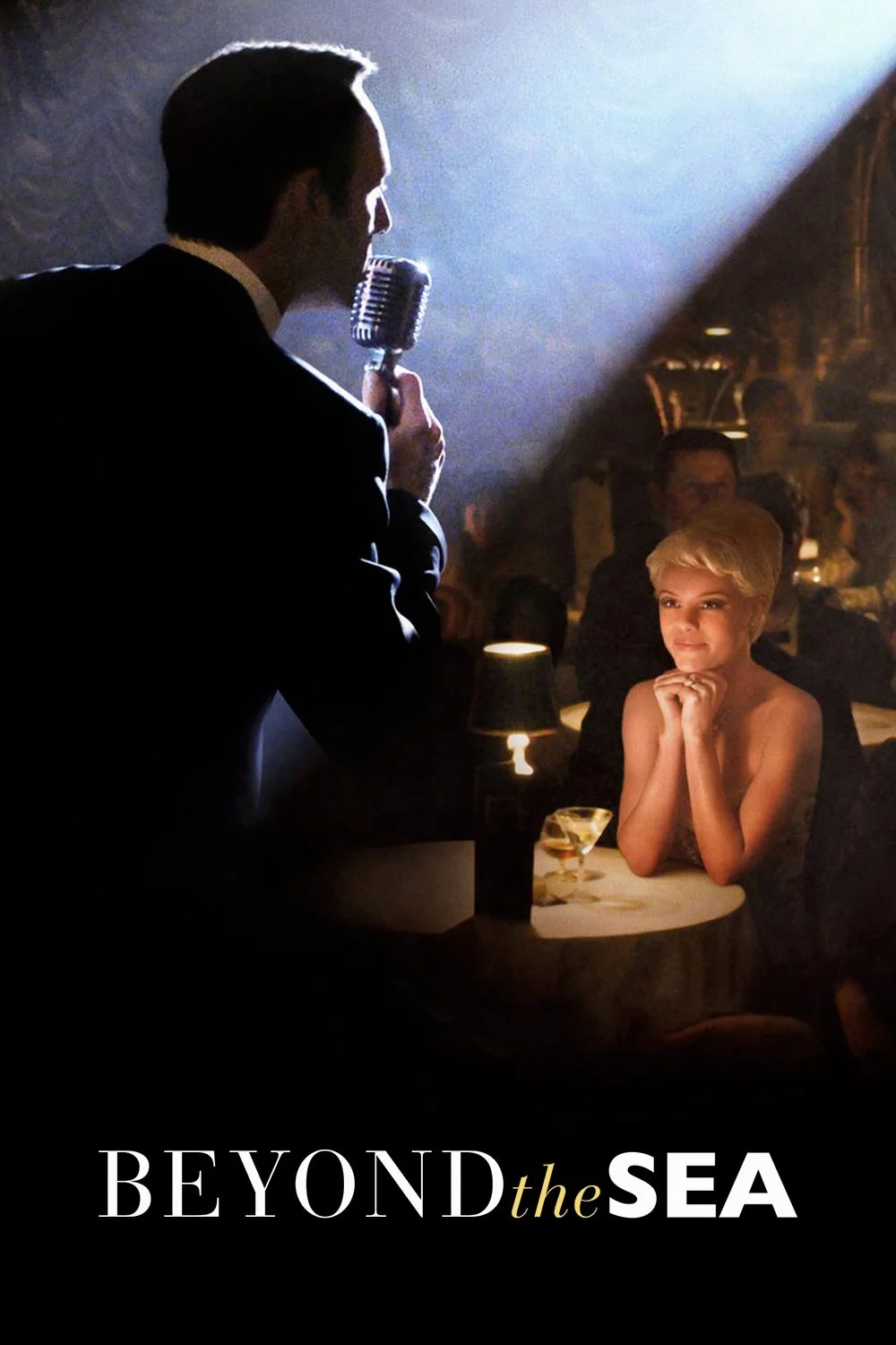 فراتر از دریا