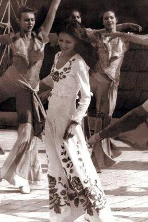 آهنگ همیشه با ماست