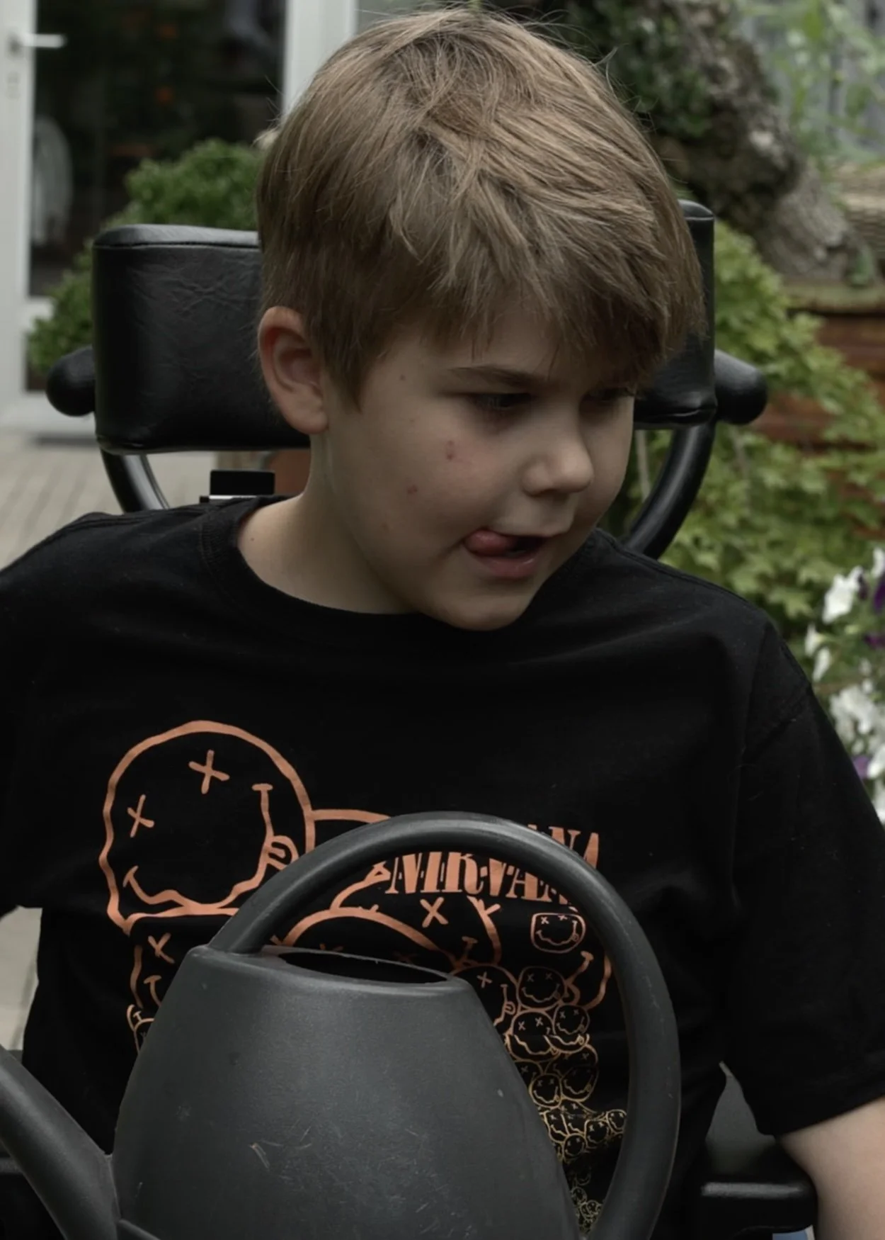 من لوئیس هستم