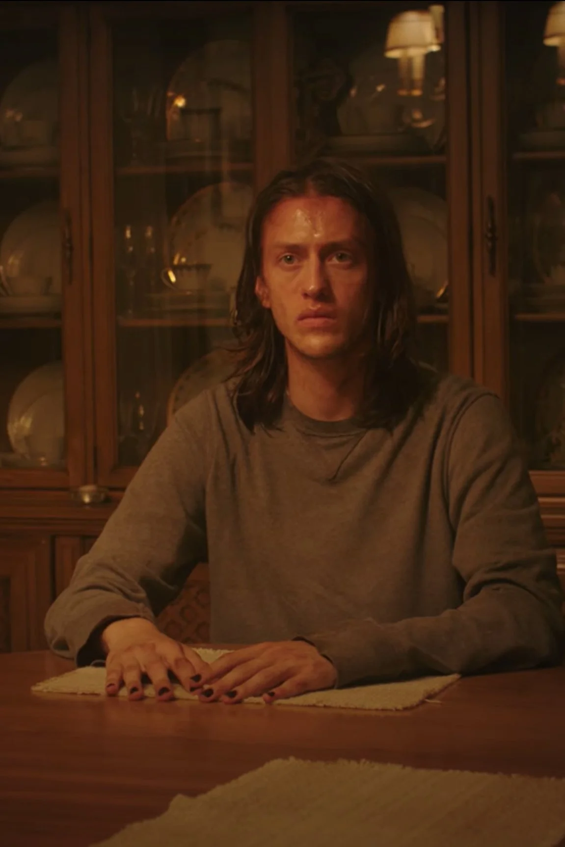 شب در برابر شب