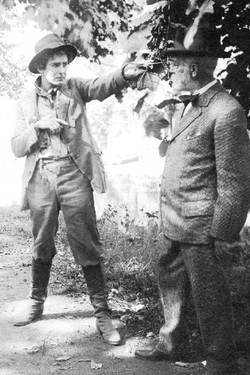 دختر ماه و مرد