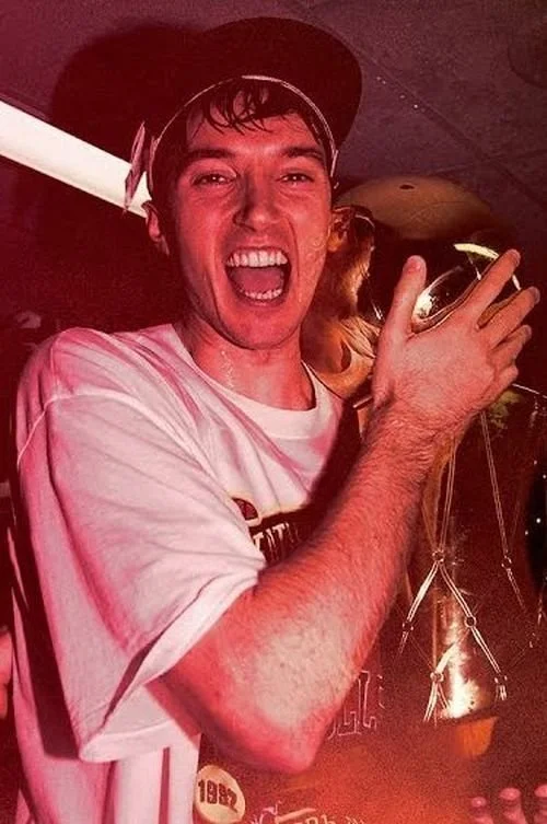 پیشخدمت - داستانی از تونی کوکوش