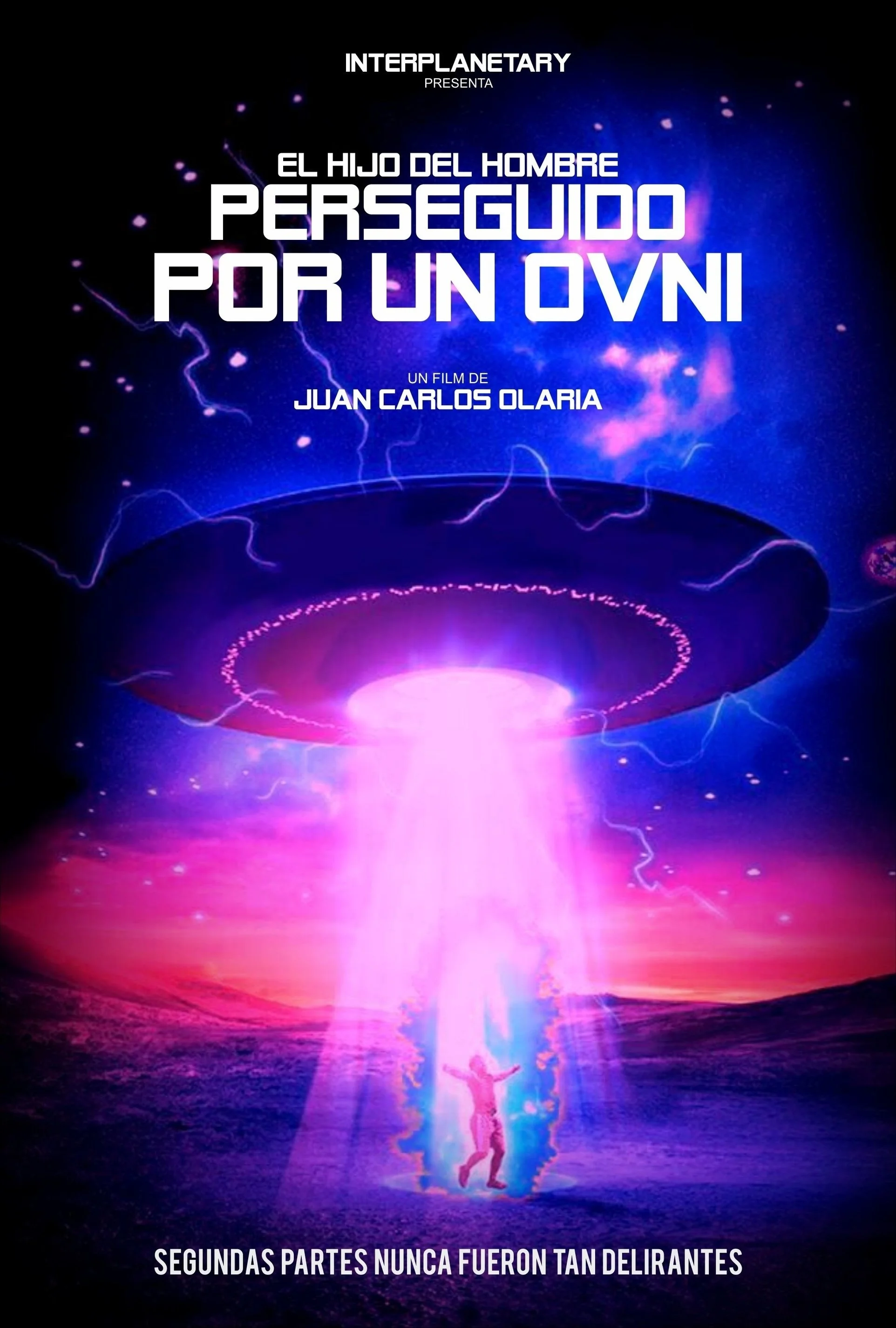 پسر انسان تحت تعقیب توسط یک یوفو