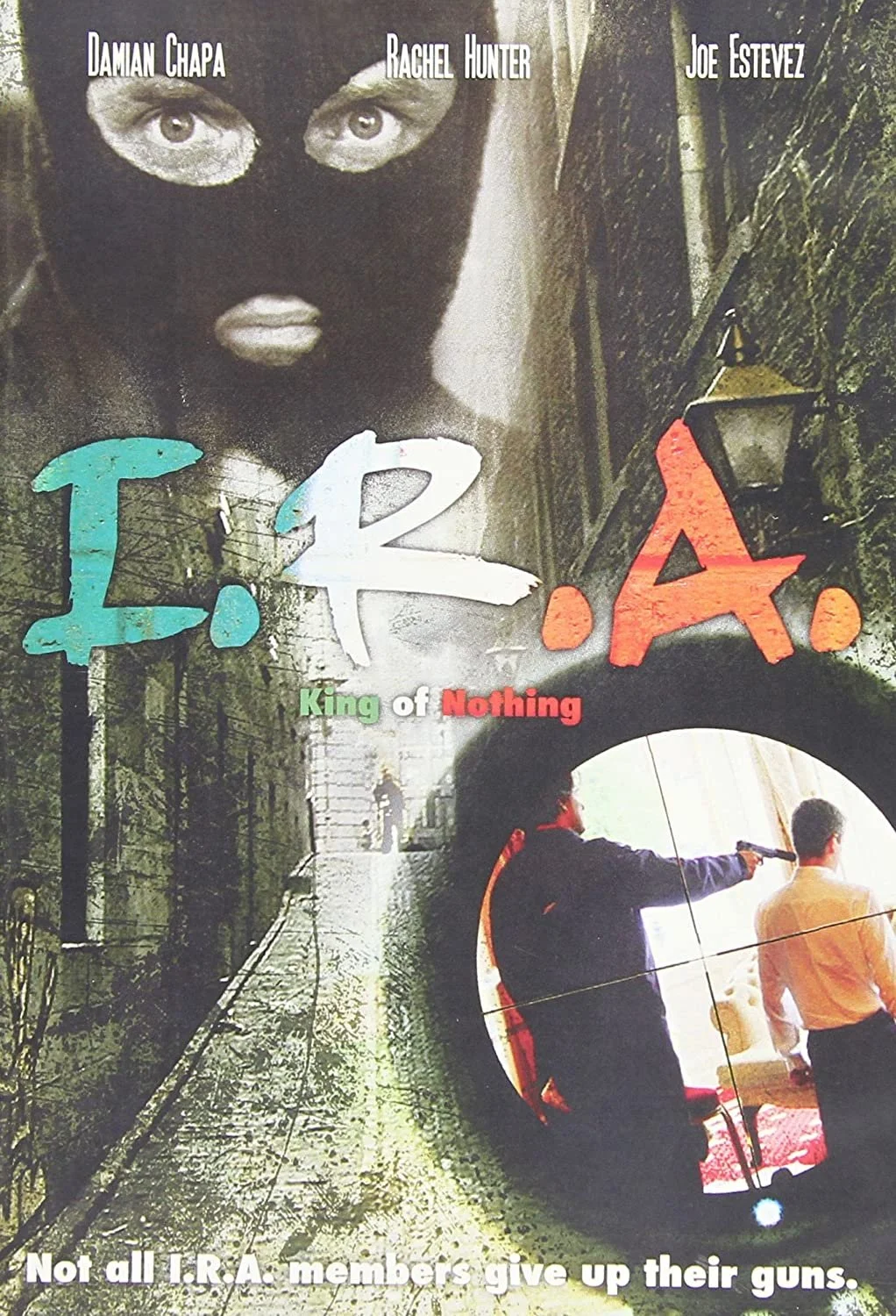 شاه ایران از هیچ چیز پادشاهی می کند