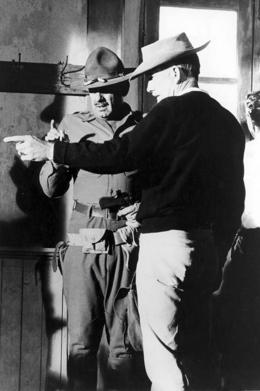 یک داستان ماجراجویِ ساده: سام پِکینپا و مکزیک و دستهٔ وحشی