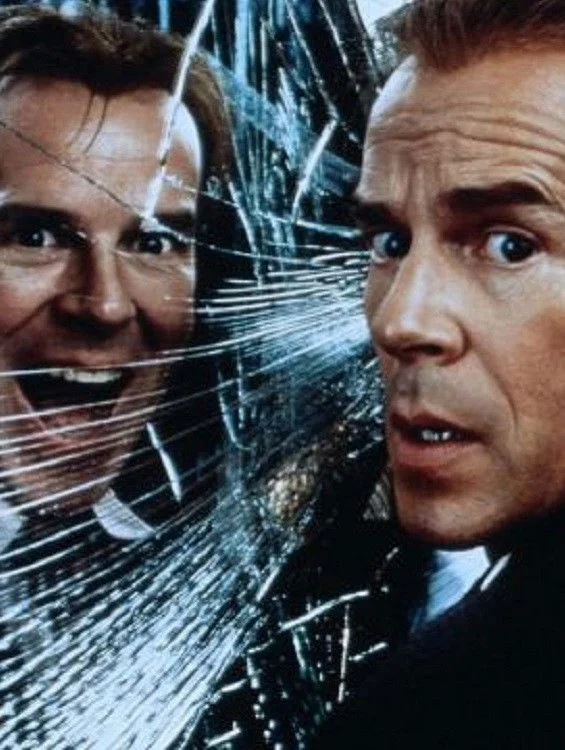 سِحرِساعت – اسانسور به سوی جهان دیگر