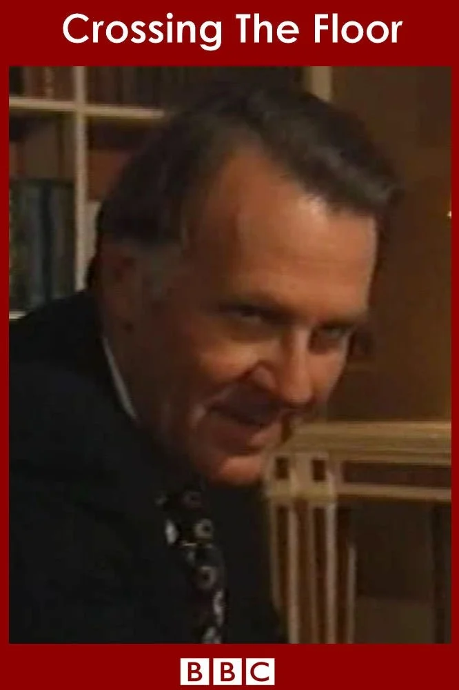 عبور از کف سالن