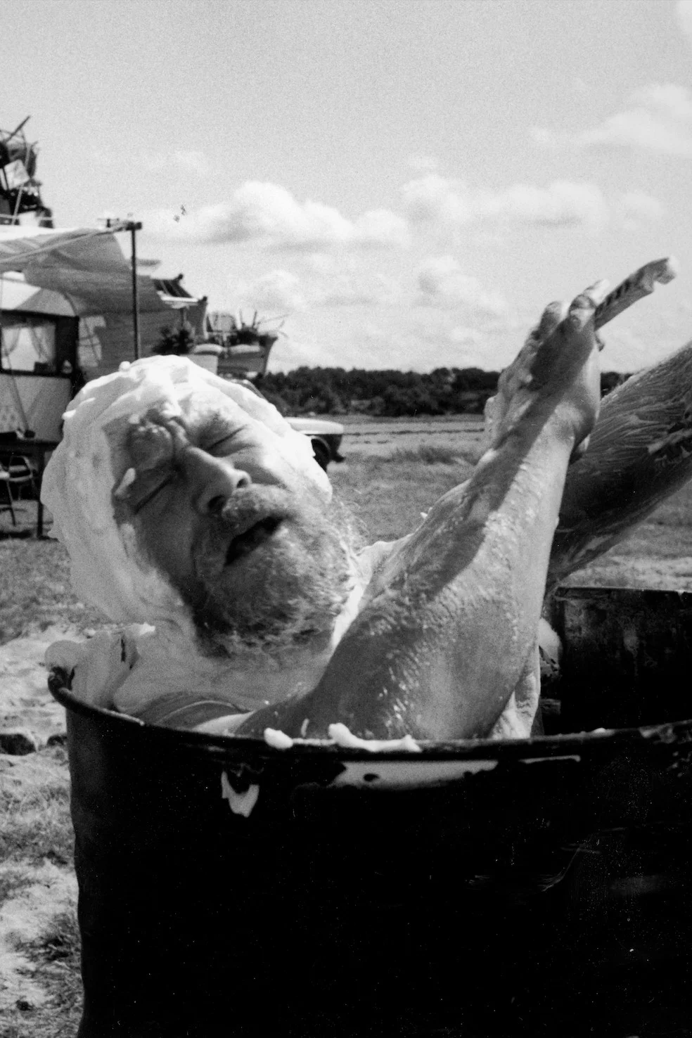 یکی روز در ساحل