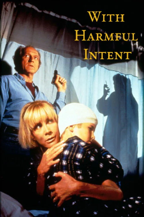 در سایه ها، کسی به تماشا نشسته است