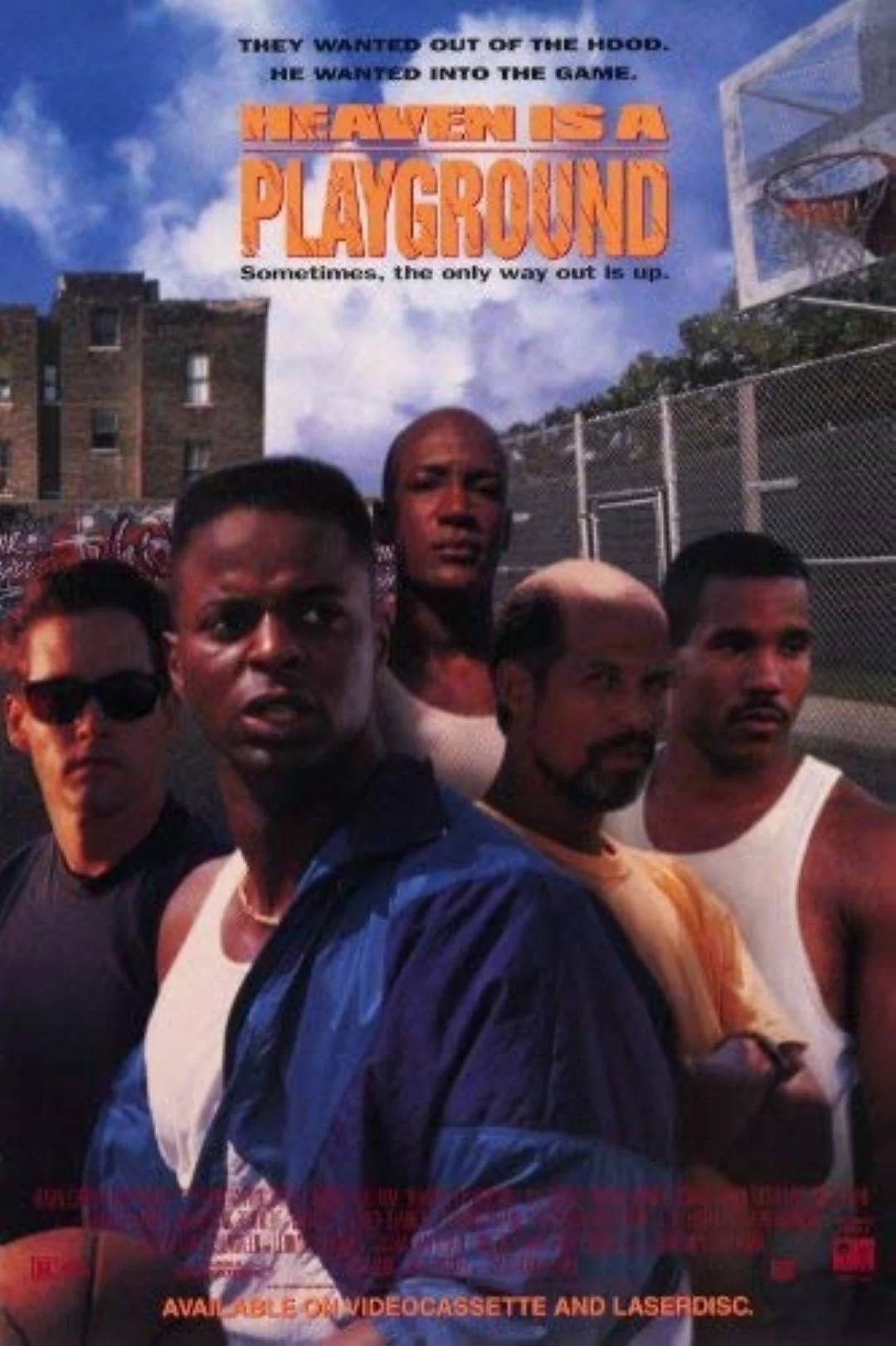 بهشت روی میدان بازیست