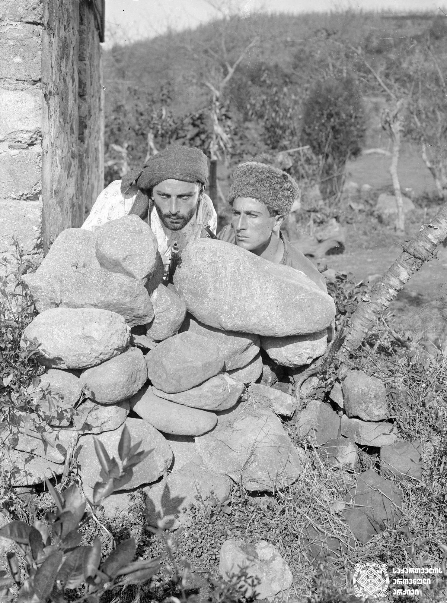 پیروزی جوانان