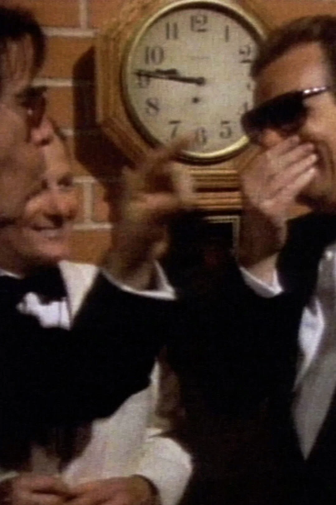 آیا می توانیم جدی باشیم