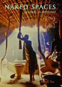 Naked Spaces: Living Is Round