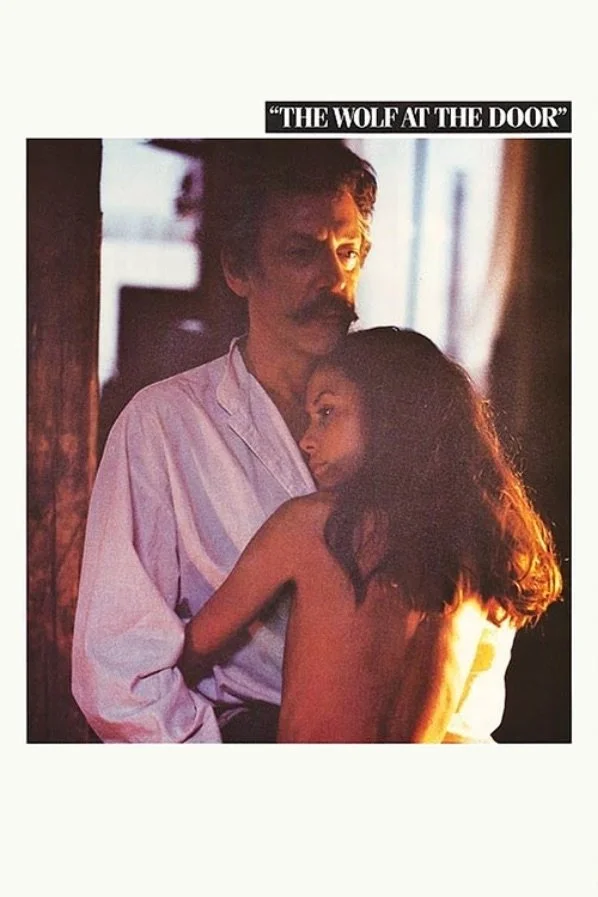 گرگ در درِ خانه